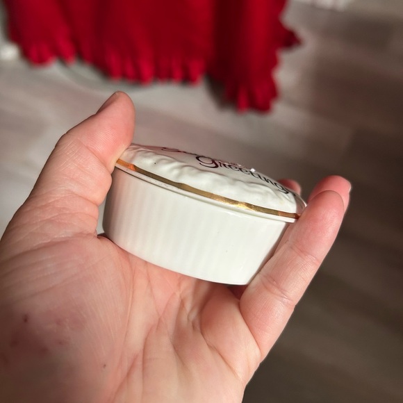 4/$100 Festive Season's Greetings ceramic trinket box organizer 🥰 - Picture 4 of 7